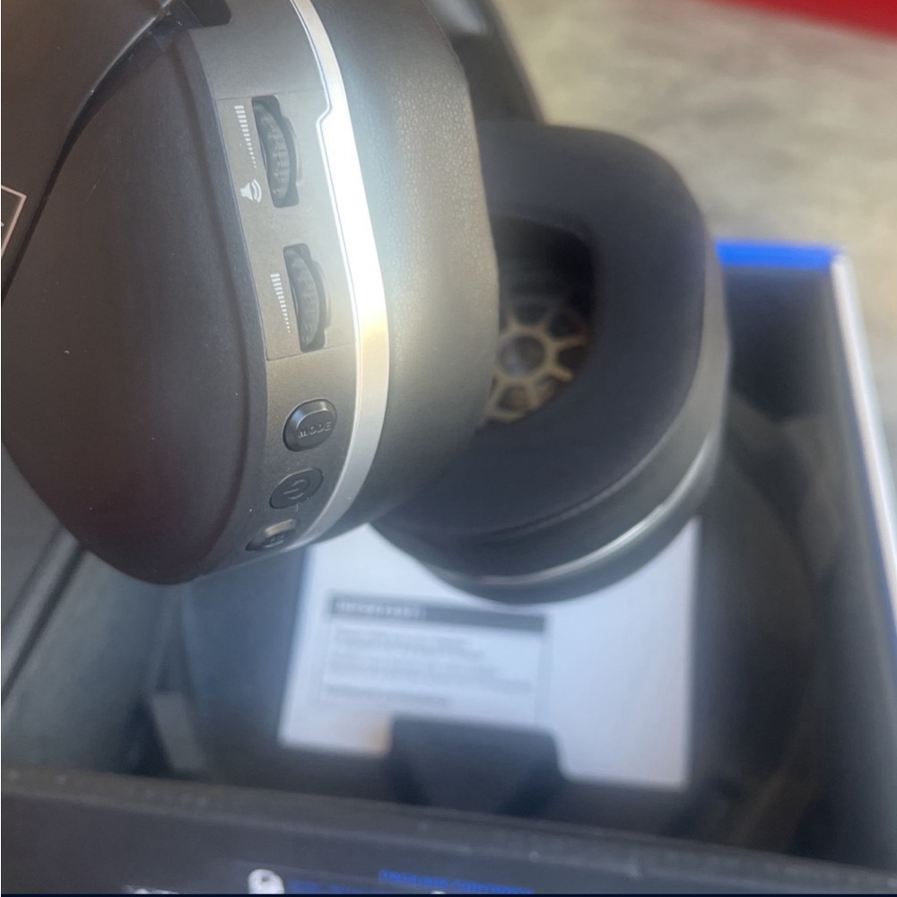 Wireless
Technology
Bluetooth - Picture 4 of 7